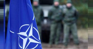 NATO vendos forca shtesë më shumë anije e avionë luftarakë në Evropën Lindore, Rusia grumbullon forca rreth Ukrainës