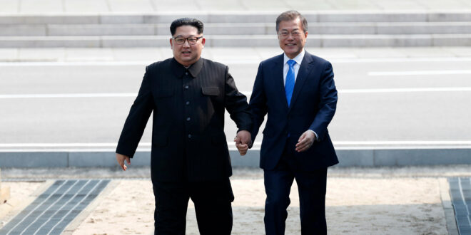 Kryetari i Koresë së Veriut Kim Jong-un ka lavdëruar kryetarin në largim të Koresë së Jugut, Moon Jae-in