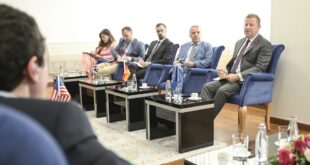 Kryeministri i Kosovës, Albin Kurti, takoi ambasadorët e shteteve të QUINT-it dhe përfaqësuesin e Posaçëm të BE-së, në Kosovë