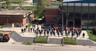 Punëtorët e KEK-ut protestojnë, qeveria po rrezikon stabilitetin energjetik duke krijuar opinion se jemi qerdhe e ndonjë partie politike