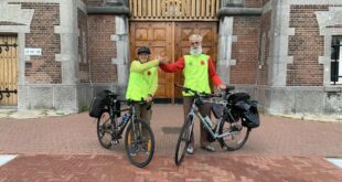 Blerim Peja dhe Ibrahim Shabin kanë udhëtuar me biçikleta 20 ditë rrugëtim nga Kosova në Hagë për të vizituar çlirimtarët