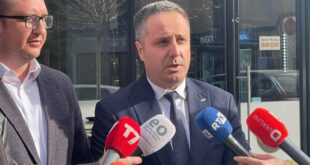 Lidhja Demokratike e Kosovës dorëzoi kallëzim penal kundër ambasadorit të Kosovës në Kroaci, Martin Berishaj