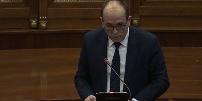 Ferat Shala: Kryeministri Kurti, e ka në dorë pushtetin absolut për të vepruar në krizën aktuale energjetike