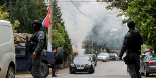 Qeveria e Kosovës i shpall terroriste organizatat serbe “Mbrojtjen Civile” dhe “Brigadën e Veriut”, ministri Rashiq voton kundër këtij vendimi