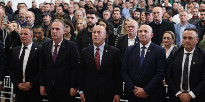 Ramush Haradinaj me partnerët e koalicionit mbajtën një takim me bashkatdhetarë, në Augsburg të Gjermanisë