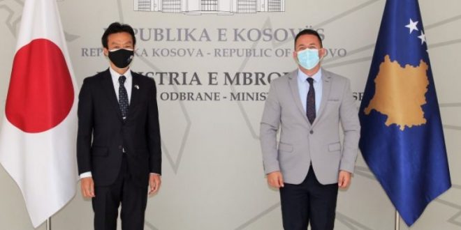 Ministri i Mbrojtjes, Armend Mehaj e takon të ngarkuarin me punë të Japonisë në Kosovë, Ogasawara Mitsunori