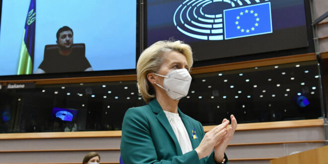 Ursula von der Leyen: BE-ja s’do ta lejojë kurrë presidentin e Rusisë, Vladimir Putinin, që ta shkatërrojë Ukrainën