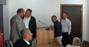 Asamblisti i LDK-së në Besianë, Ekrem Rrahmani,, është përpjekur ta sulmojë fizikisht Shpejtim Bulliqin