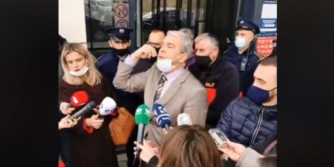 Përplaset verbalisht kryetari i Gjykatës së Apelit, Hasan Shala me protestuesit nga Krusha e Vogël