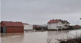 Pas reshjeve të fundit të shiut shumë shtëpi në disa fshatra të komunës se Drenasit përfshihen nga uji