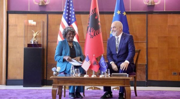 Kryeministri, Edi Rama, priti sot në një takim ambasadoren, Linda Thomas-Greenfield, përfaqësuese e Amerikës në OKB