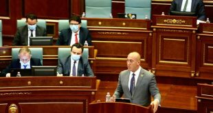 Kryetari i AAK-së, Ramush Haradinaj kërkon nga kryeministri Kurti që ta ndalë mashtrimin me dialogun