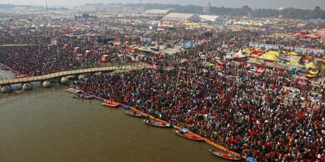 Gjatë festivalit të madh fetar Kumbh Mela, në Indi, ku një numër i madh besimtarësh janë mbytur duke u shtypur mes veti