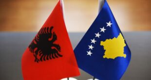 Nënshkruhen 13 marrëveshje memorandume bashkëpunimi në mes të Qeverisë së Kosovës dhe asaj të Shqipërisë