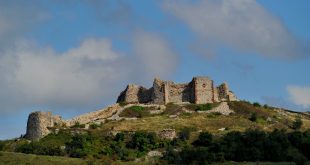 Në Kalanë e Novobërdës janë ndalur punimet për rivitalizimin e saj pas shembjeve në disa pjesë të murit të jashtëm