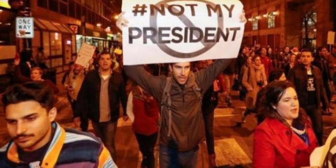 Protestë ndaj vendimit të presidentit Trump për ndalimin e hyrjes në SHBA të qytetarëve të 7 vendeve myslimane