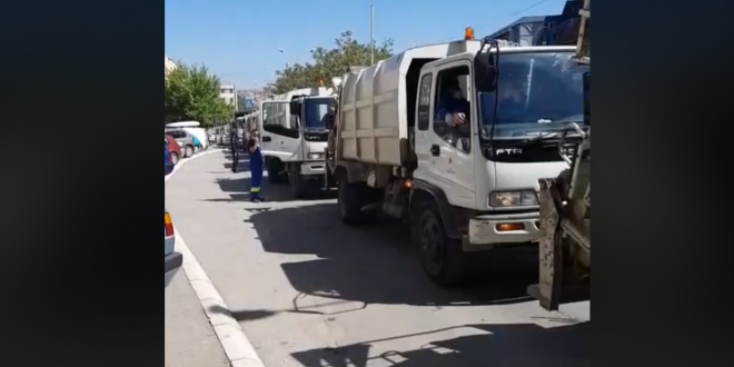 Protestojnë punëtorët e kompanisë “Pastrimi” për shkak të mos-përfshirjes se tyre në pakon emergjente të qeverisë