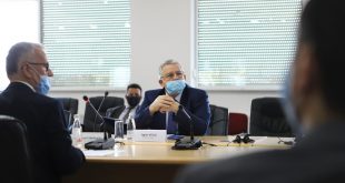 Ministri i Punëve të Brendshme, Agim Veliu e vizitom AKSP-në, pritet nga i Përgjithshëm, Ismail Smakiqi