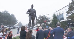 Në qendër të Tropojës vendoset shtatorja e patriotit dhe zëvendës-komandantit të ushtrisë së Lidhjes së Prizrenit, Ali Ibër Neza