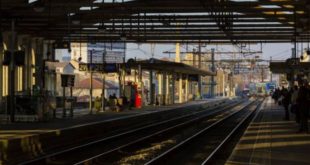 Të shtëna në Francë, evakuohet stacioni i trenit