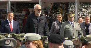 Kryeministri i Shqipërisë, Edi Rama, përshëndeti nisjen e stërvitjes së përbashkët shumëkombëshe, “Mbrojtësi i Evropës 2021″