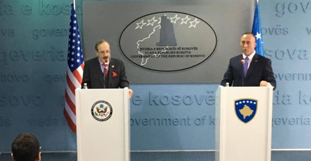 Eliot Engel kërkon që çështja e Demarkacionit me Malin e Zi të zgjidhet sa më parë