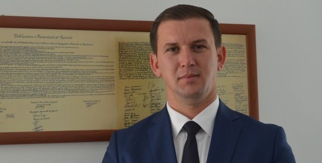 Emanuel Demaj, sekretar i Partisë Shqiptare Demokristiane të Kosovës: Koalicioni me PDK nuk është prishur