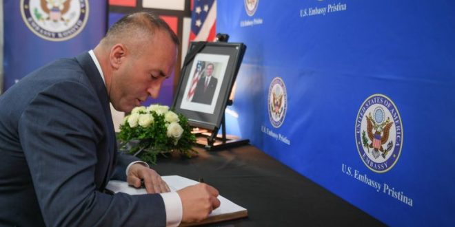 Haradinaj: George H.W. Bush do të mbahet në kujtesën e popullit tonë, si dritë shprese për liri dhe demokraci për Kosovën