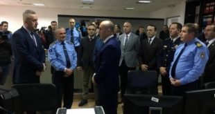 Kryeministri i vendit, Ramush Haradinaj kërkon nga qytetarët që të mos gjuajnë me armë zjarri gjatë festës së Vitit të Ri