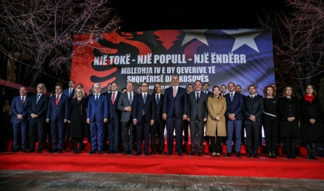Në Aktivitetet E Sotme Për Nder Të 105 Vjetorit Të Pavarësisë Së Shqipërisë Në Vlorë Merr Pjesë