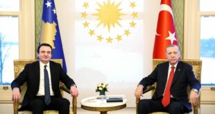 Kryeministri i Kosovës, Albin Kurti gjatë qëndrimit në Turqi bisedoi me kryetarin, Rexhep Tajip Erdogan