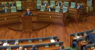 Debat i ashpër në mes të ministrit dhe deputetes së LDK-së dhe deputetëve të Vetëvendosjes