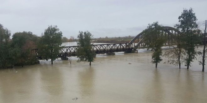 Zona të ndryshme në Kosovë, Shqipëri dhe Maqedoni janë përmbytur pas reshjeve mëdha të shiut