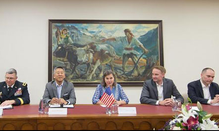 Ambasadori amerikan në Tiranë, z. Lu iu ka bërë palëve një propozim të ri për Reformën