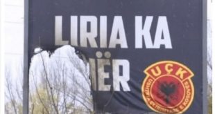 KMDLNJ kërkon që autorët e djegies së billboardit “Liria ka emër UÇK” të dalin para drejtësisë