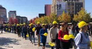 Sot shënohet 1 Maji Dita Ndërkombëtare e Punës, ku kërkohen të drejta dhe kushte më të mira në punë