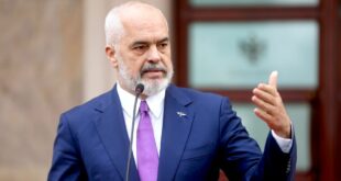 Kryeministri shqiptar, Edi Rama pas Prishtinës e Shkupit sot e viziton Sarajevën, Podgoricën dhe Beogradin