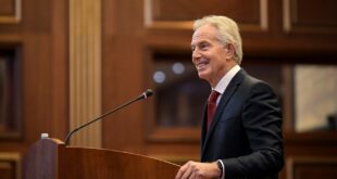 Sot në seancën solemne të Kuvendit të Kosovës, në 25-vjetorin e çlirimit, një fjalim rasti e mbajti ish-kryeministri anglez, Toni Bler