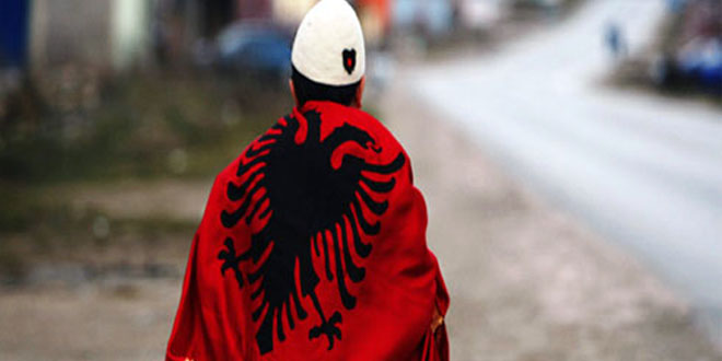 Kudo Ndër Shqiptarë Festohet Dita E Flamurit Dhe E Shpalljes Së Pavarësisë Së Shqipërisë Radio