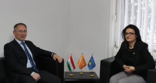 Valdete Bajrami bisedoi me ambasadorin e Hungarisë në Kosovë, Laszlo Markusz